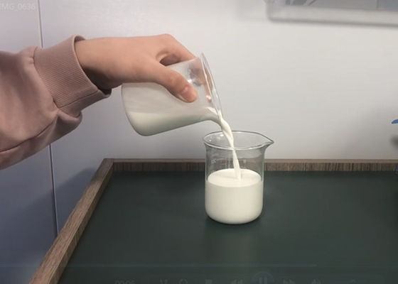 Cao su trắng sữa 30% Cationic Rosin Nhũ tương Kích thước hạt Đồng nhất